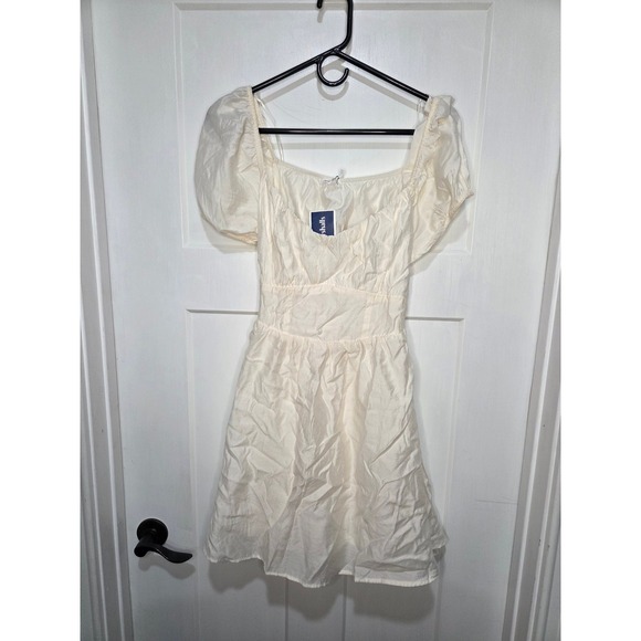Blu Pepper Dresses & Skirts - Blu Pepper Cream Ivory‎ Puff Sleeve Open Back Tie Mini Dress Cottagecore NWT